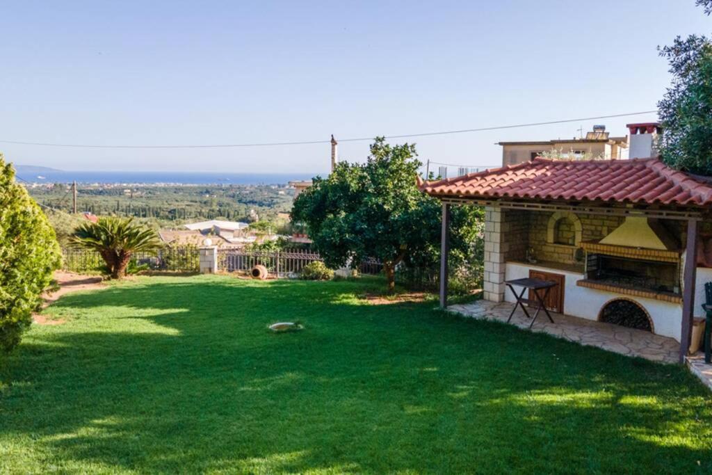Akrivi'S House In Kalamata Exterior photo