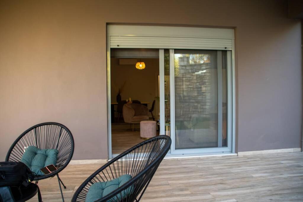 Akrivi'S House In Kalamata Exterior photo
